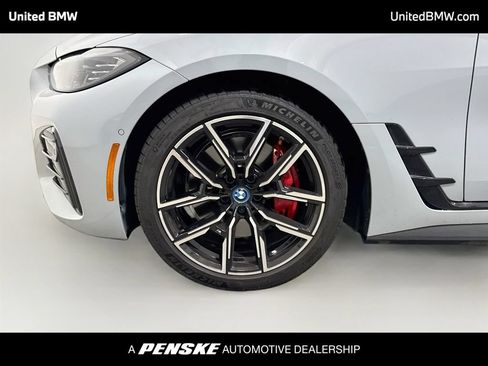Used 2023 BMW i4 eDrive40 w/ M Sport Package RWD image 9