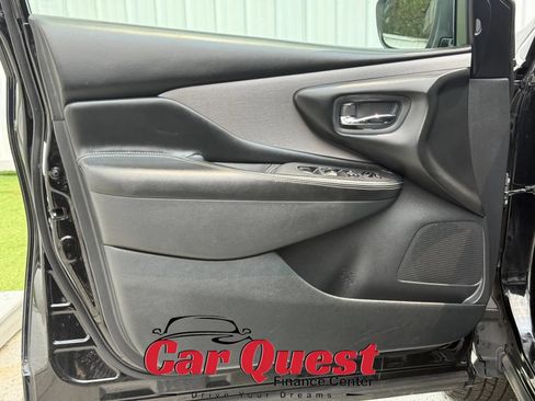 Used 2021 Nissan Murano SV AWD/4WD image 11