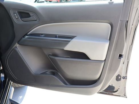 Used 2021 Chevrolet Colorado W/T w/ Custom Special Edition RWD image 23