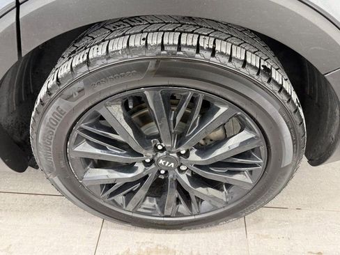 Used 2021 Kia Telluride SX w/ SX Prestige Package image 5