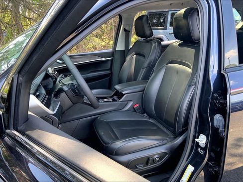 Certified 2023 Jeep Grand Cherokee L Limited AWD/4WD image 7