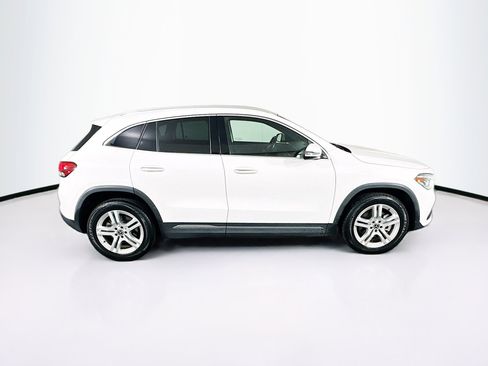 Used 2023 Mercedes-Benz GLA 250 4MATIC w/ Premium Package image 10