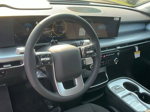 New 2026 Hyundai Ioniq 9 SE image 18