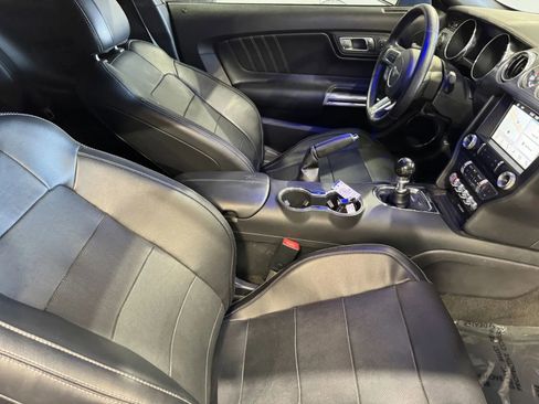 Used 2017 Ford Mustang GT Premium w/ GT Performance Package image 6