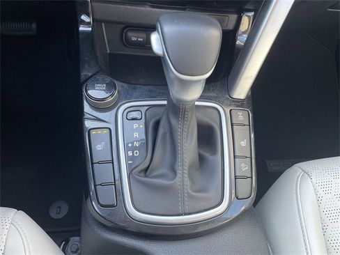 Used 2022 Kia Seltos EX image 16