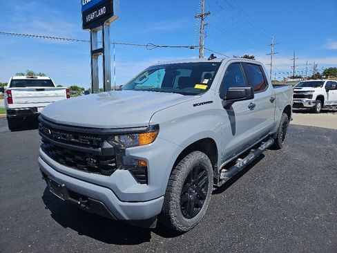 Used 2024 Chevrolet Silverado 1500 Custom w/ Turbomax Blackout Package AWD/4WD image 3