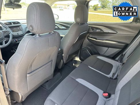 Used 2023 Chevrolet TrailBlazer LT FWD image 15