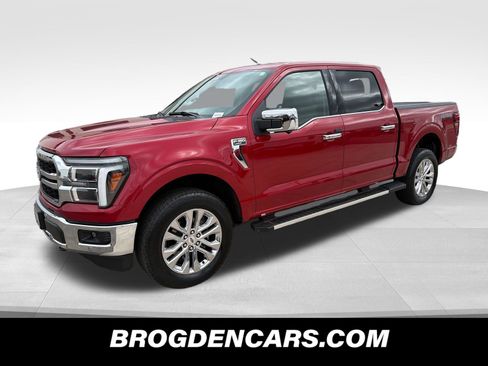 Used 2025 Ford F150 Lariat w/ Equipment Group 501A Mid AWD/4WD image 4