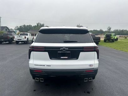 New 2027 Chevrolet Traverse LT w/ Midnight/Sport Edition
