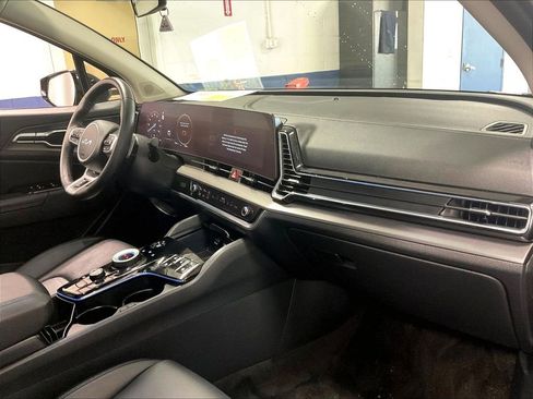 Used 2025 Kia Sportage SX Prestige AWD/4WD image 14