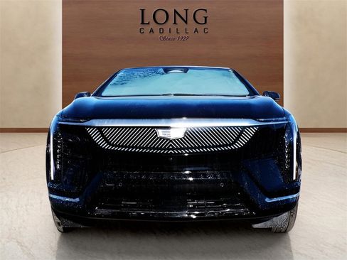 New 2026 Cadillac Optiq Luxury 1 image 2