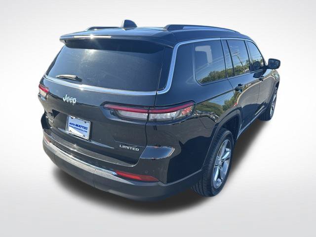 Used 2022 Jeep Grand Cherokee L Limited AWD/4WD image 6