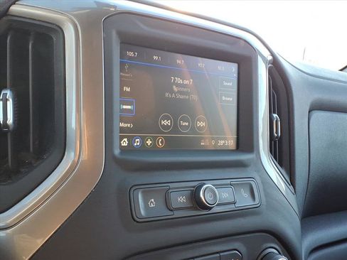 Used 2021 Chevrolet Silverado 1500 Custom w/ LPO, Dark Essentials Package image 11