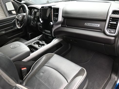 Used 2023 RAM 2500 Laramie w/ Night Edition image 39