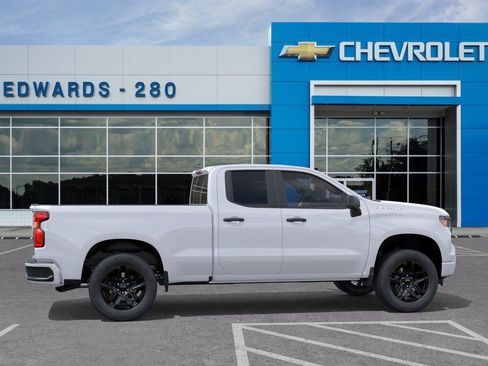 New 2026 Chevrolet Silverado 1500 Custom RWD image 5