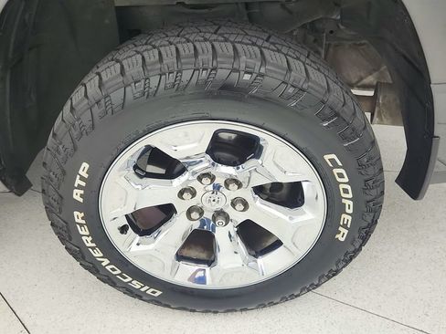 Used 2020 RAM 1500 Lone Star RWD image 22