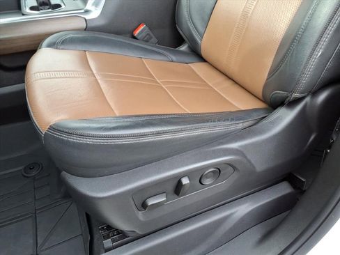 Used 2025 Chevrolet Silverado 2500 High Country w/ Z71 Off-Road Package image 15