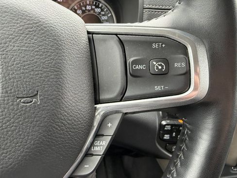 Used 2022 RAM 1500 Laramie AWD/4WD image 24