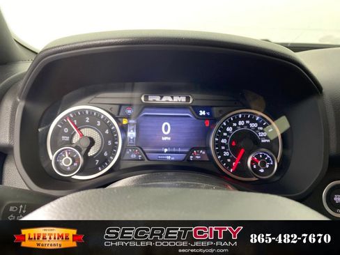 New 2026 RAM 1500 Express AWD/4WD image 18