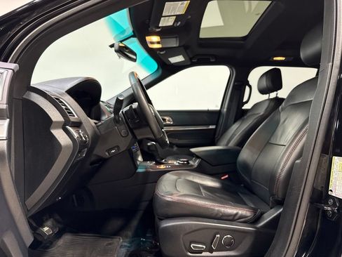 Used 2016 Ford Explorer Sport w/ Equipment Group 401A AWD/4WD image 11