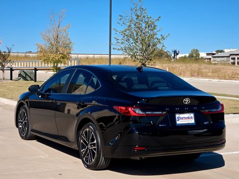 New 2026 Toyota Camry XLE FWD image 4