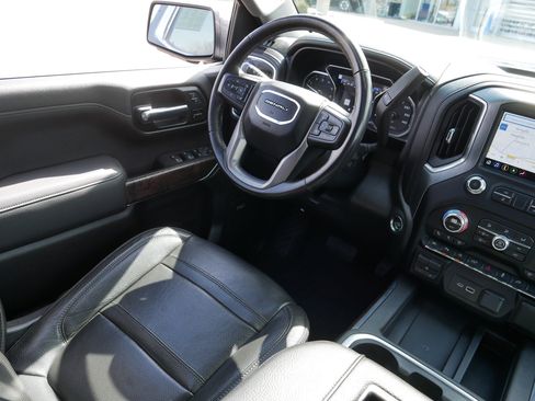 Used 2020 GMC Sierra 1500 Denali w/ Denali Premium Package image 9