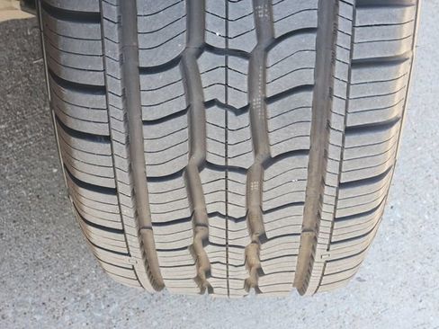 Certified 2021 Jeep Grand Cherokee L Limited AWD/4WD image 11