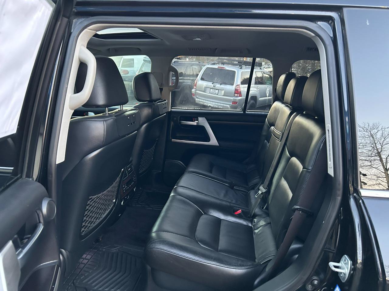 Used 2016 Toyota Land Cruiser AWD/4WD image 16