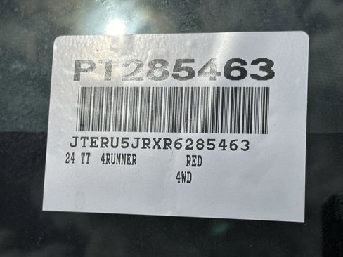 Certified 2024 Toyota 4Runner TRD Off-Road Premium image 15