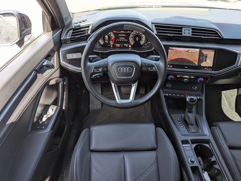 Used 2022 Audi Q3 2.0T Premium Plus image 28