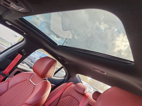 Used 2023 Genesis G70 2.0T w/ Sport Prestige Package image 22