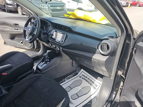 Used 2021 Nissan Kicks S image 19