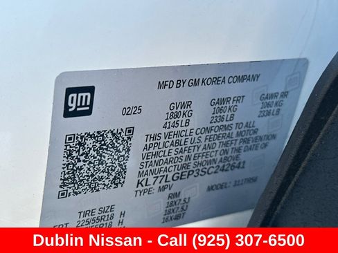 Used 2025 Chevrolet Trax RS FWD image 56