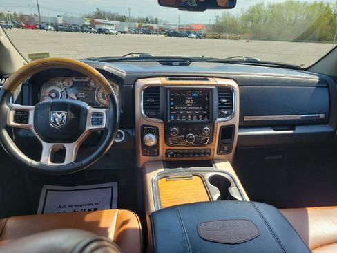 Used 2016 RAM 1500 Laramie Longhorn w/ Convenience Group AWD/4WD image 18