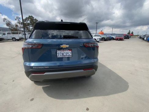 Used 2025 Chevrolet Equinox LT w/ Convenience Package II image 7