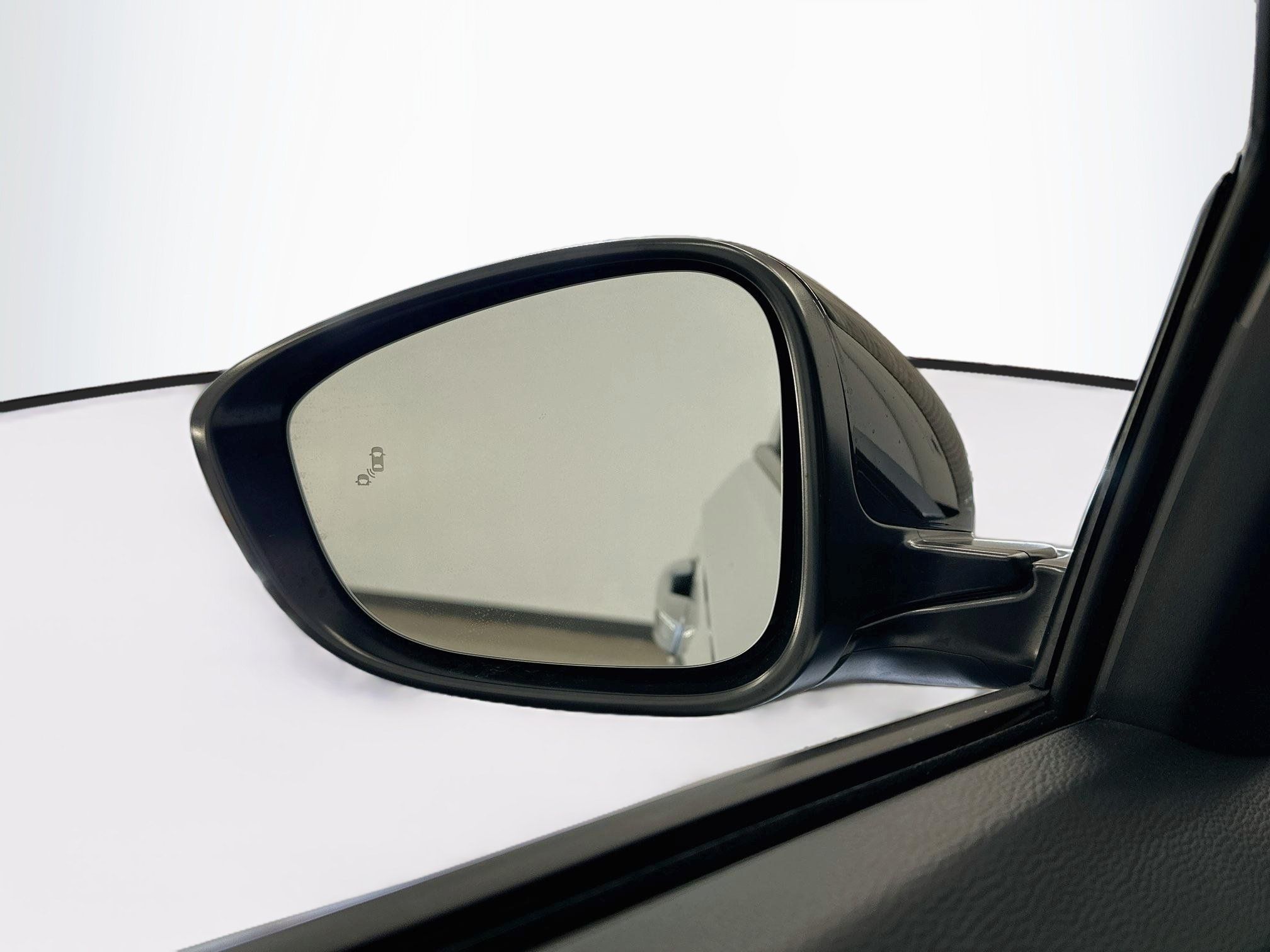 Used 2025 Honda Accord SE image 16