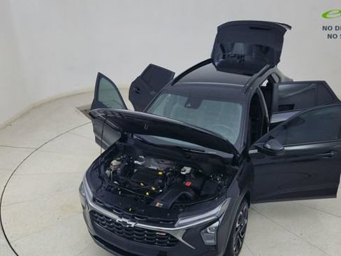 Used 2025 Chevrolet Trax RS w/ Driver Confidence Package FWD image 83