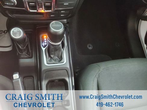 Used 2020 Jeep Gladiator Sport w/ Quick Order Package 24S image 26