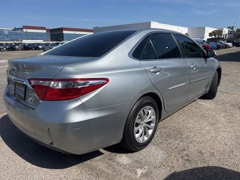 Used 2017 Toyota Camry LE w/ Protection Package (Q2) FWD image 5