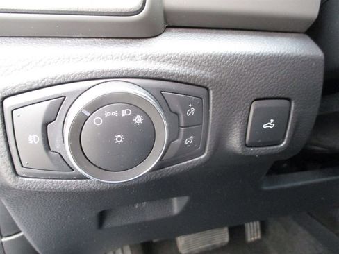 Used 2020 Ford Ranger XL w/ Equipment Group 101A Mid image 9