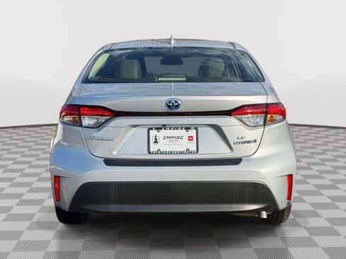 Used 2024 Toyota Corolla LE image 6