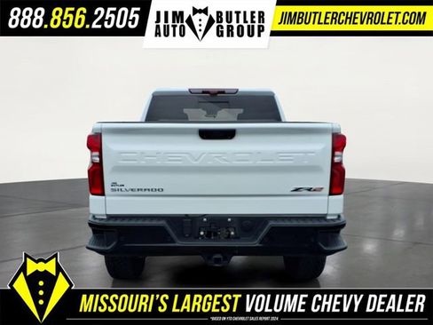 Used 2024 Chevrolet Silverado 1500 ZR2 w/ Technology Package AWD/4WD image 22