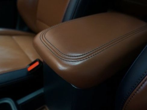 Used 2022 Ford Maverick Lariat w/ Lariat Luxury Package FWD image 24
