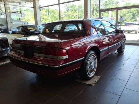 Used 1989 Mercury Cougar LS RWD image 3