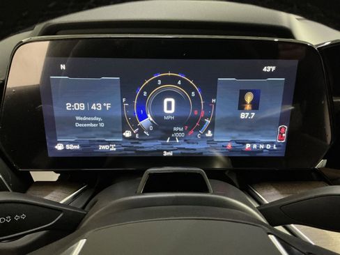 New 2026 Chevrolet Suburban High Country image 25