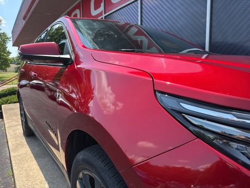 Used 2023 Chevrolet Equinox RS w/ RS Leather Package image 3