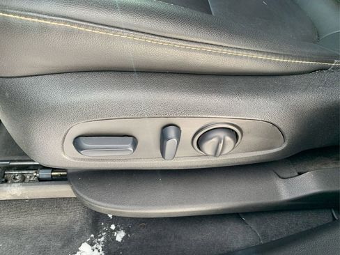 Used 2024 Chevrolet Traverse LT w/ Midnight/Sport Edition image 33