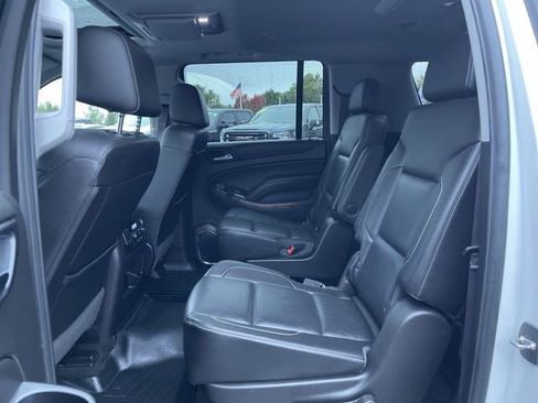 Used 2017 Chevrolet Suburban Premier AWD/4WD image 26