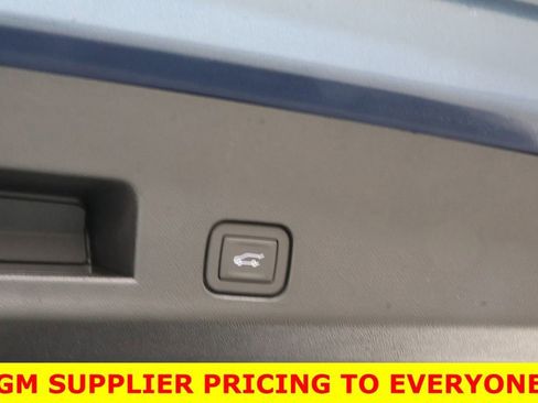 New 2026 Chevrolet Traverse LT w/ Sun and Wheel Package image 30