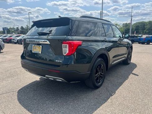 Certified 2023 Ford Explorer XLT w/ Equipment Group 202A AWD/4WD image 4